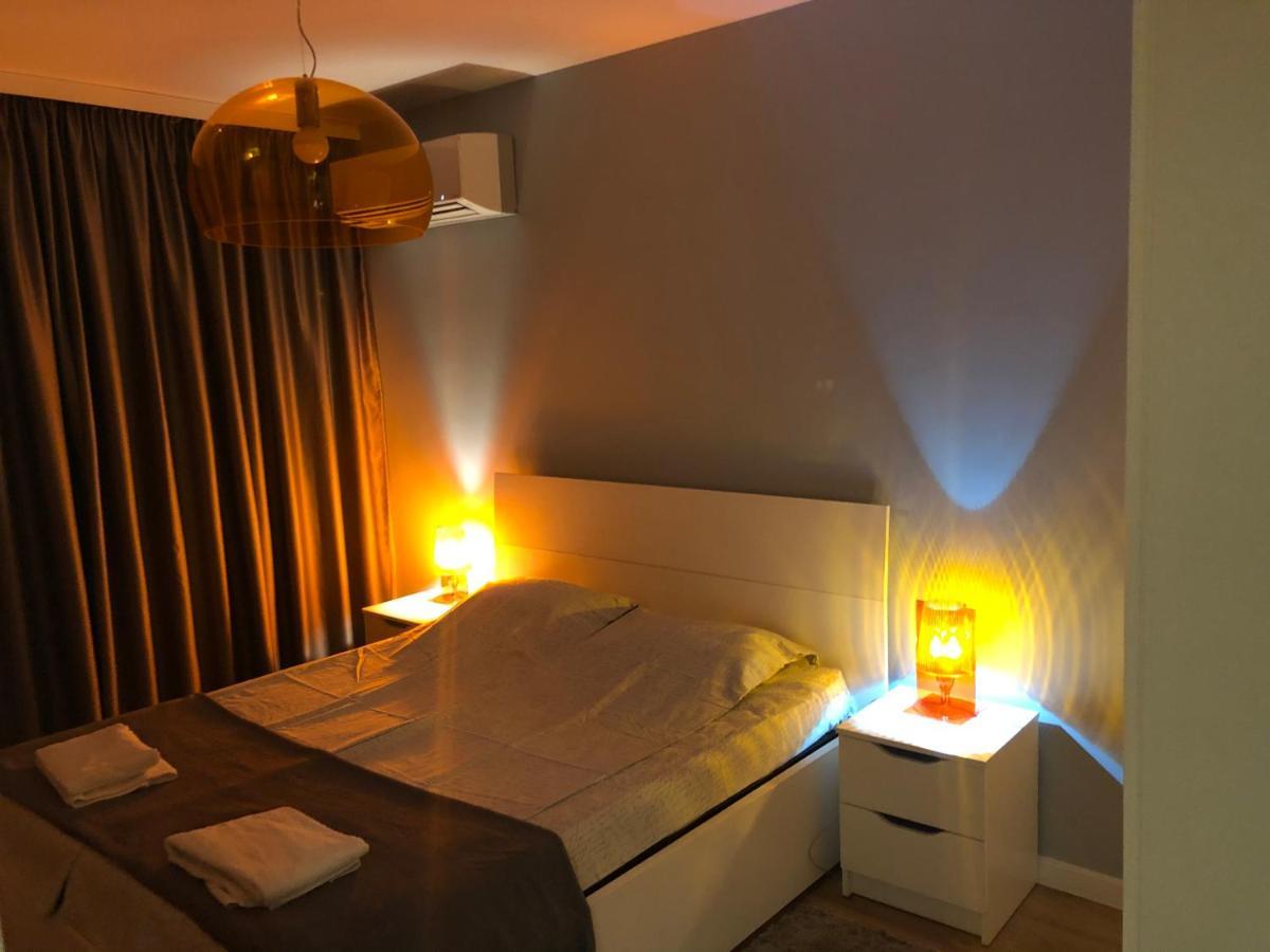 Luxury Apartments In Top City Center Varna 2 Exteriör bild