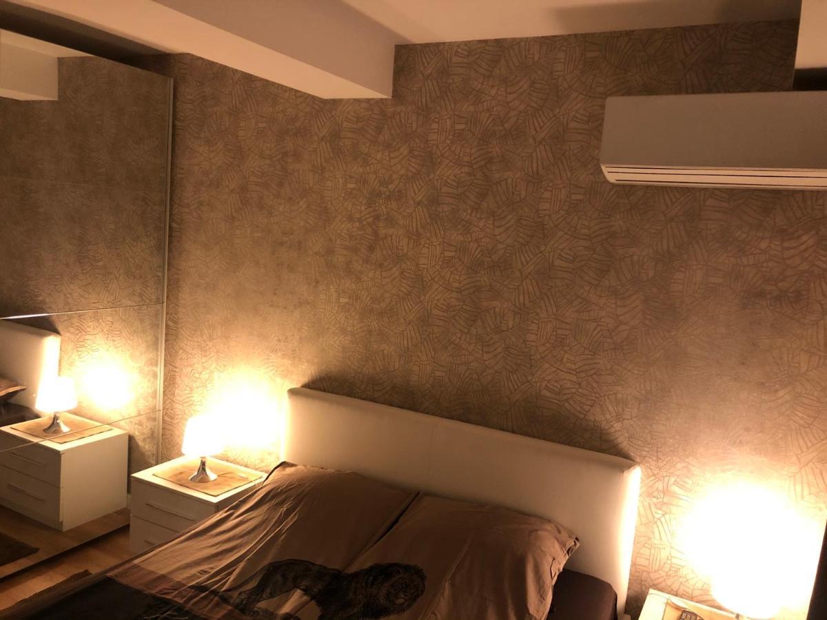 Luxury Apartments In Top City Center Varna 2 Exteriör bild