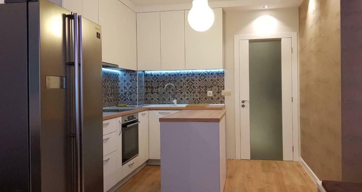 Luxury Apartments In Top City Center Varna 2 Exteriör bild