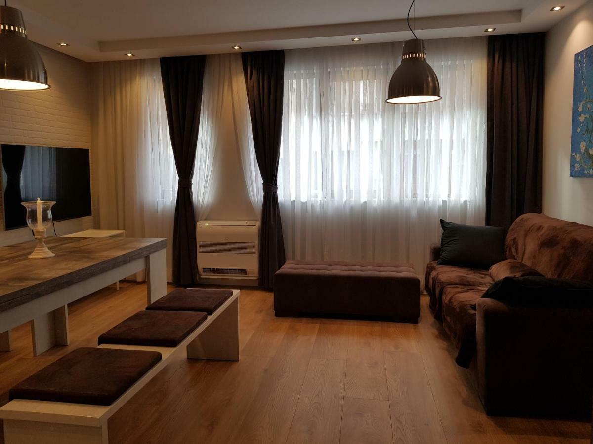 Luxury Apartments In Top City Center Varna 2 Exteriör bild
