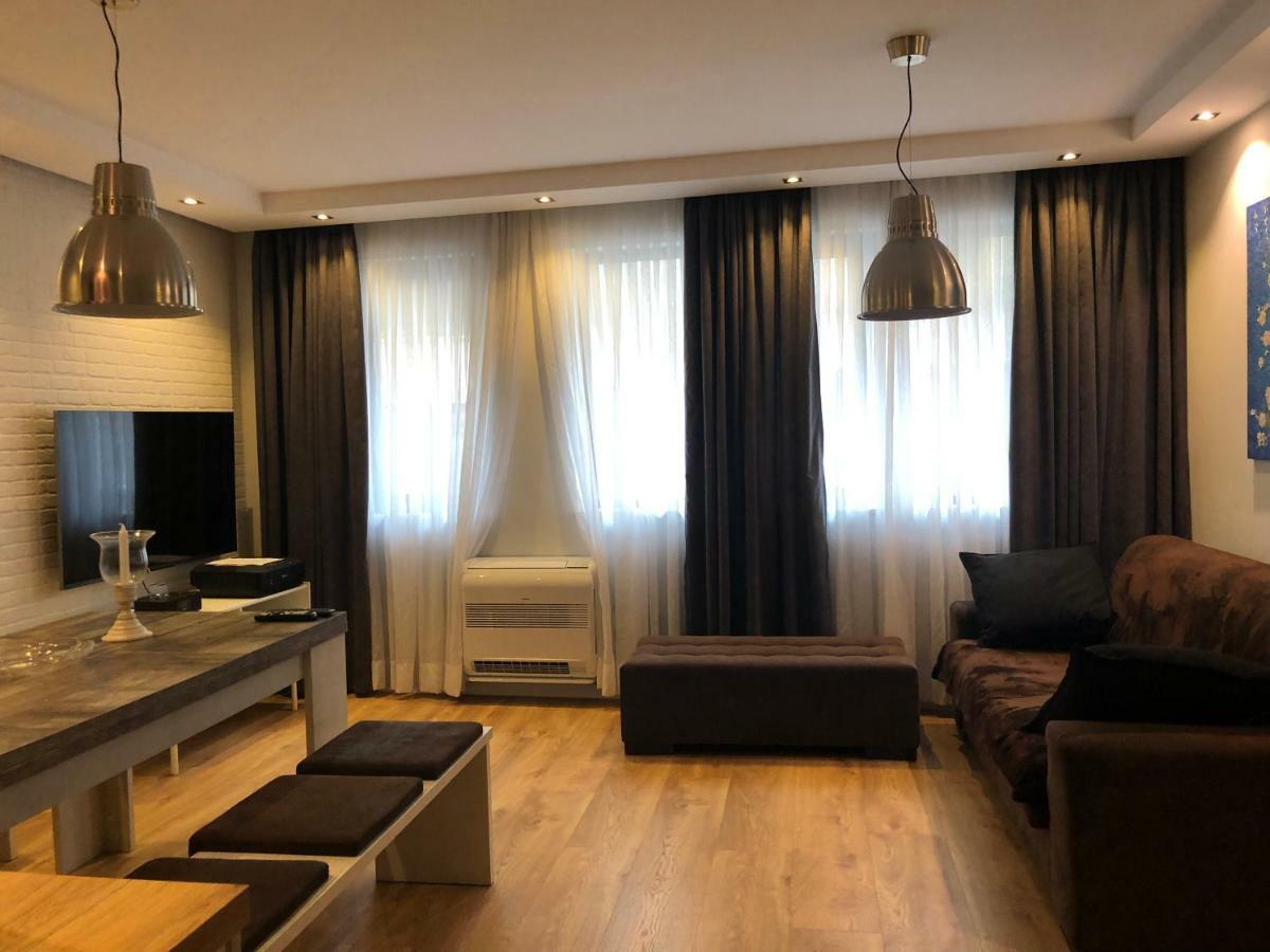 Luxury Apartments In Top City Center Varna 2 Exteriör bild