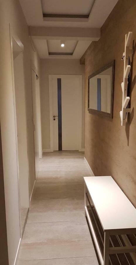 Luxury Apartments In Top City Center Varna 2 Exteriör bild