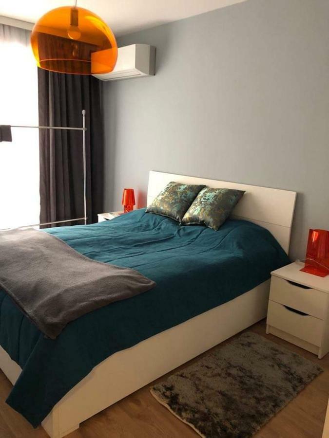 Luxury Apartments In Top City Center Varna 2 Exteriör bild